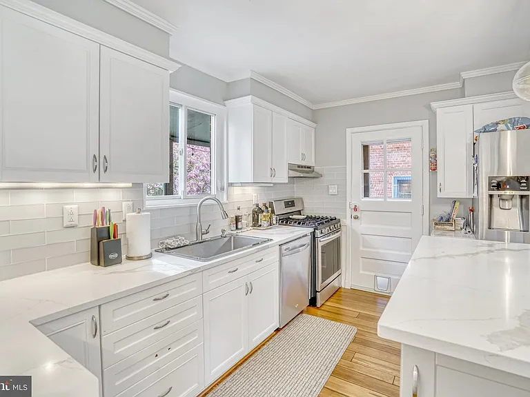 113 E Taylor Run Pkwy — Photo 11