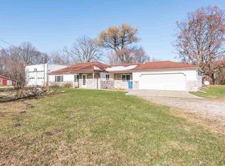 2414 W Saginaw Rd, Sanford, MI 48657