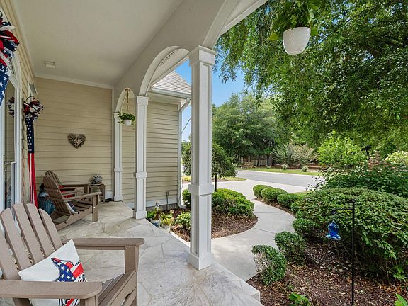 5th image of 5017 Gilbert Ln.
