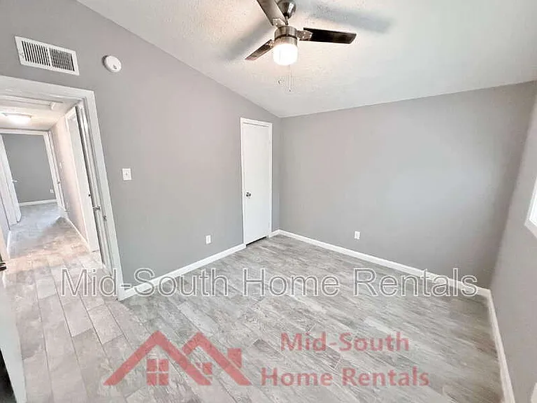 1775 Colonial Hills Dr — Photo 11