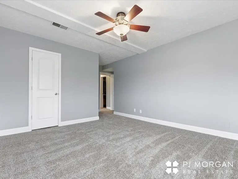 Mill Pointe — Photo 15