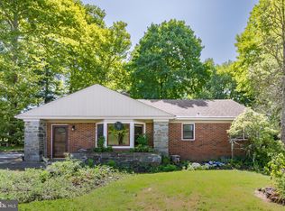 3075 Pine Rd, Huntingdon Valley, PA 19006