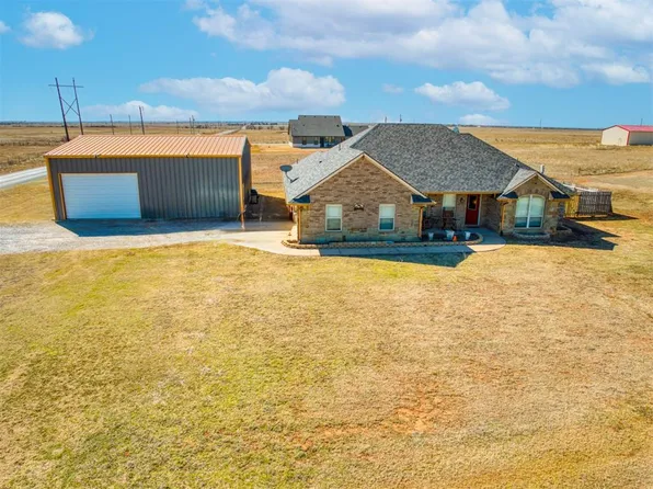 2689 SE Trail Rd, Lawton, OK 73501