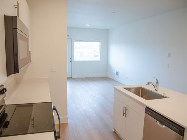 741 SE Sun Dr #0