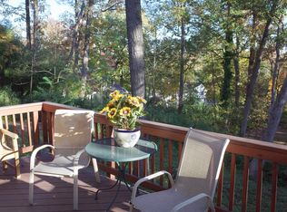 3419 Woodside Rd, Alexandria, VA 22310