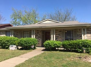 2027 Crestover Cir, Carrollton, TX 75007