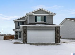 9417 Blacksmith Rd, Lincoln, NE 68507