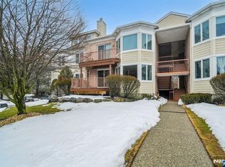 69 Turnberry Rd APT 2, Little Falls, NJ 07424