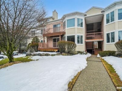 69 Turnberry Rd APT 2, Little Falls, NJ, 07424