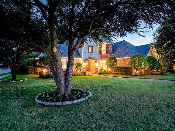 2nd image of 928 Glen Rose Dr