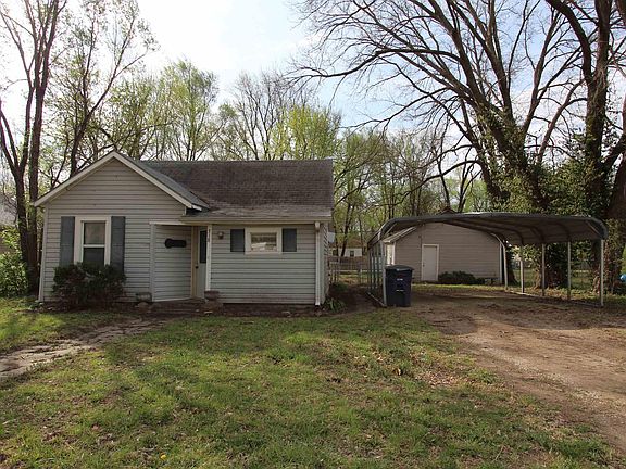 2nd image of 318 12th St