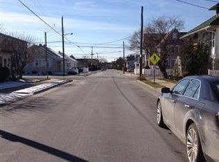 6903 Monmouth Ave, Ventnor, NJ 08406