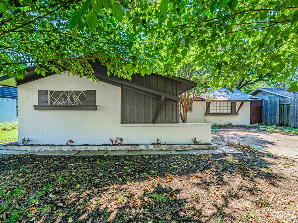 1018 McCallum Dr, Garland, TX 75042