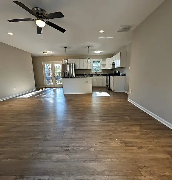 537 Eastside Dr — Photo 6