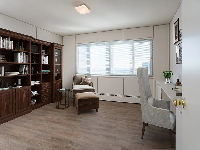 21 Mayfair Pl — Photo 12