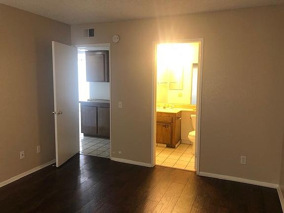 5th image of 16970 Marygold Ave APT 19