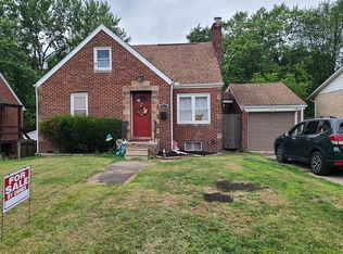 827 Bellflower Ave NW, Canton, OH 44708