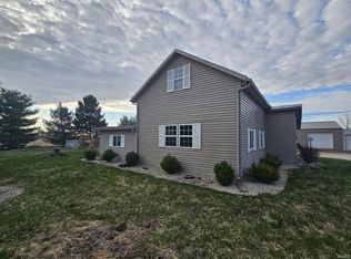 6957 E Greenville Pike, Union City, IN 47390