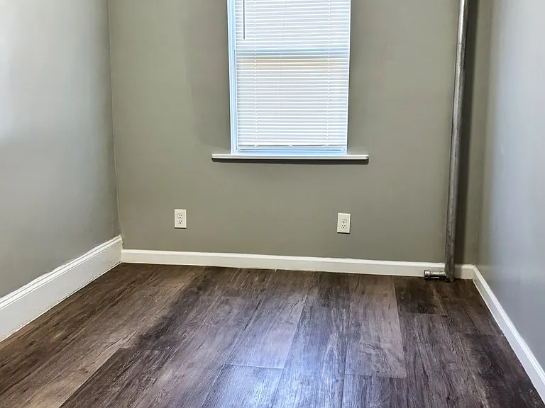 21-14 29th Ave #2F — Photo 6