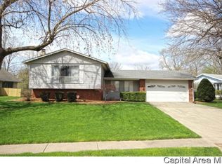 3169 Elmhurst Dr, Springfield, IL 62704