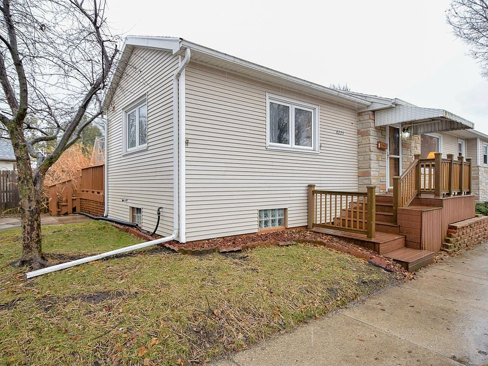 1st image of 8225 W Arthur Ave