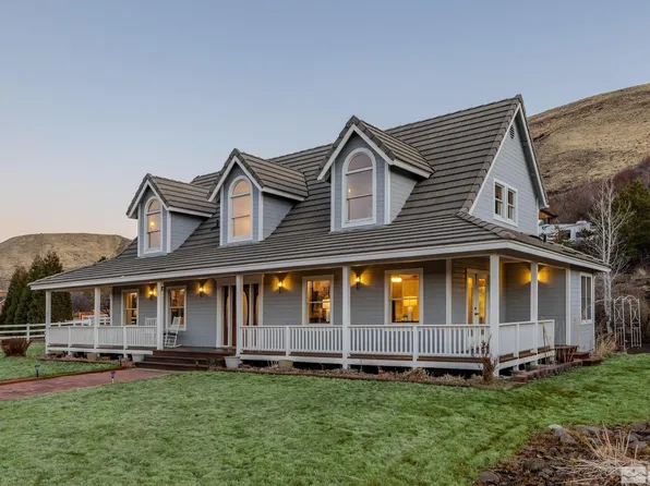 425 Dori Bell Ln, Reno, NV 89523