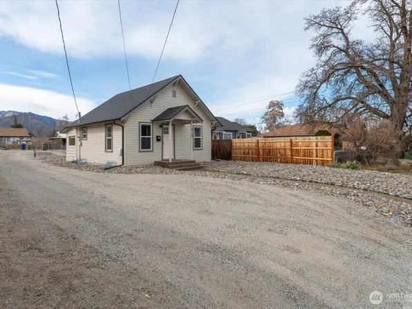 910 Walker Avenue, Wenatchee, WA 98801