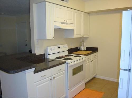 2nd image of 3326 Cheshire Ln APT C