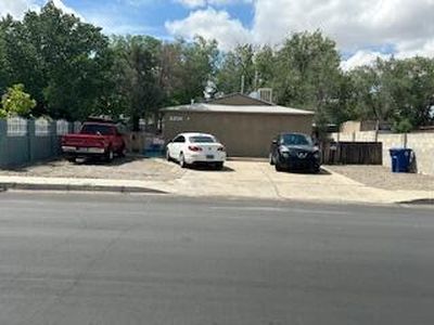 8308 Trumbull Ave SE, Albuquerque, NM, 87108