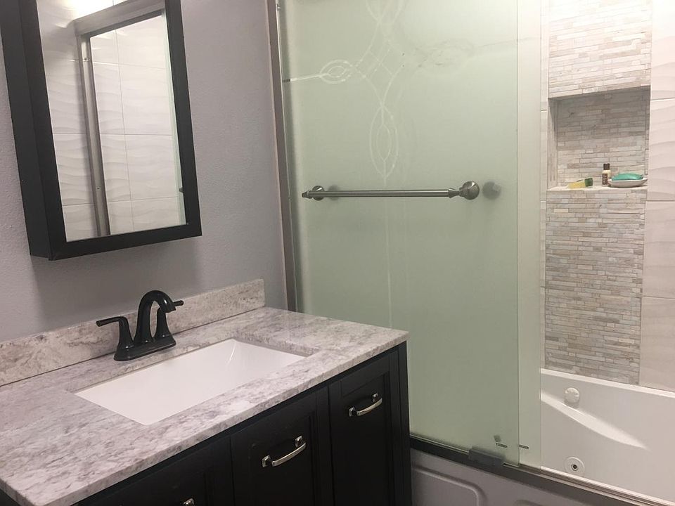 new bathroom with Jacuzzi tub