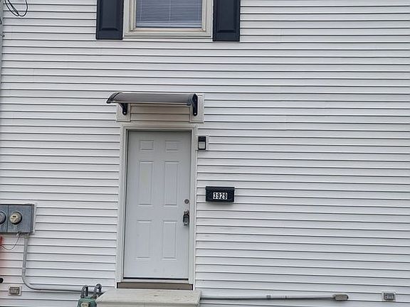 3rd image of 3929-3931 Gary Ave #3929