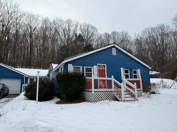 257 Exeter Road, Epping, NH 03042