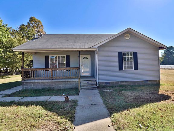 2nd image of 40 Bradford Ln