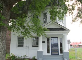 1023 Pollock St, New Bern, NC 28562