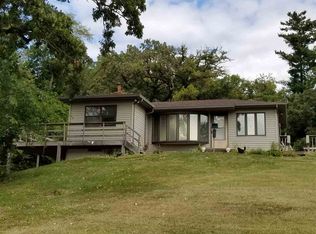 1224 Coyne Center Rd, Milan, IL 61264