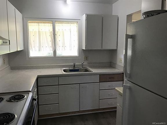 2nd image of 98-854 Noelani St #764