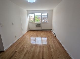 (Undisclosed Address), Flushing, NY 11367