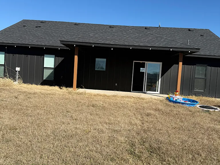 142 County Road 2630 — Photo 2