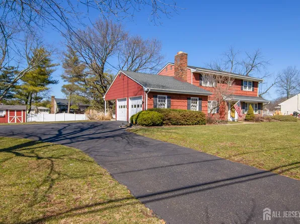 448 Hillside Ave, Piscataway, NJ 08854