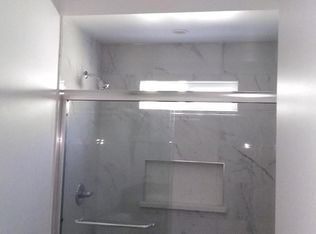 153 W 42nd Pl, Los Angeles, CA 90037