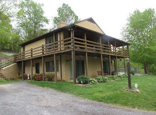 903 Wares Gap Rd, Monroe, VA 24574
