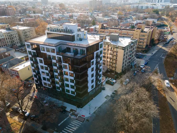 1890 Pelham Parkway South image 8 of 16