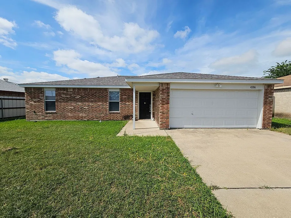 4306 Secretariat Dr