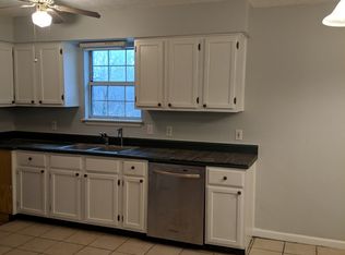 458 Crossvine Rd, Sparta, TN 38583