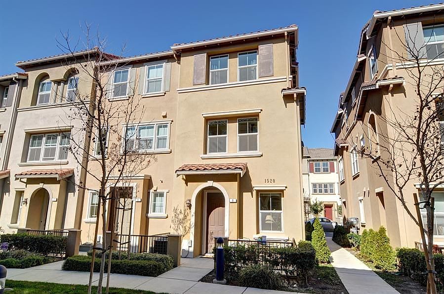 1st image of 1520 Avina Cir Unit 9