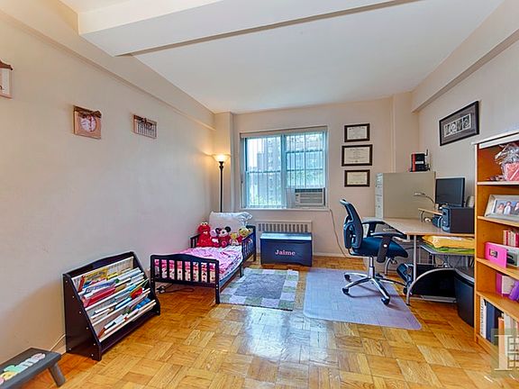5th image of 550 Grand St APT G7e