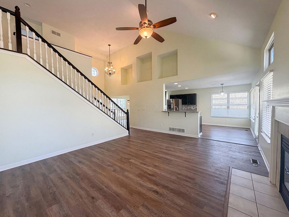 7910 Priestley Dr, Reynoldsburg, OH 43068 | Zillow