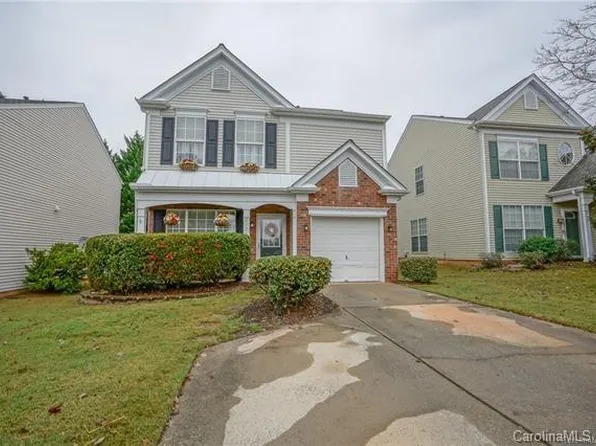 2125 McKenzie Creek Dr, Charlotte, NC 28270
