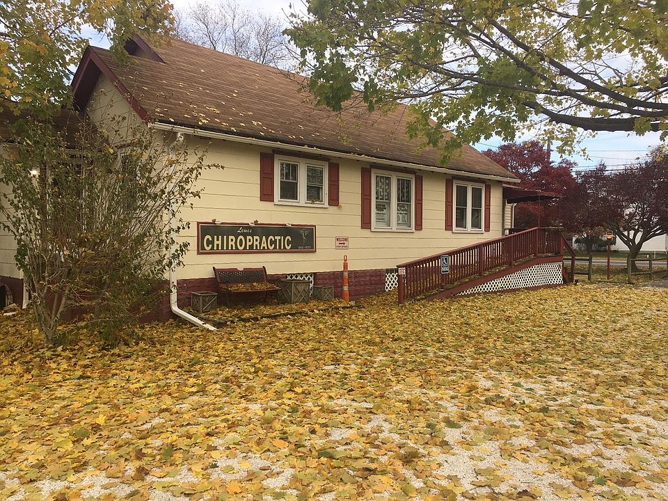 2nd image of 1527 Savannah Rd