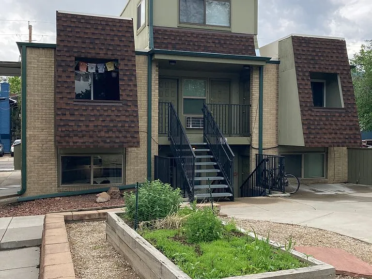 2000 Canyon Blvd — Photo 46